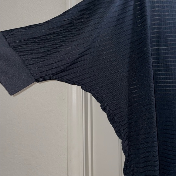 Lane Bryant 22/24 sheer top - Picture 3 of 4